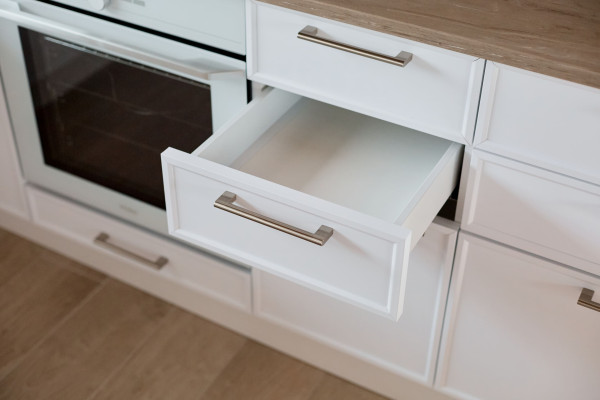 Корпус шкафа и ящики