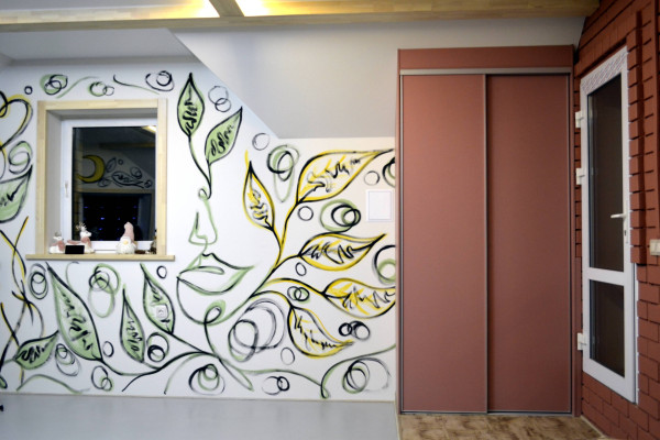 Шкаф-купе для салона йоги