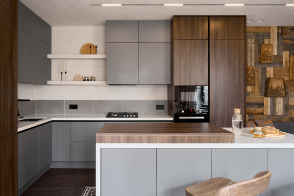 Фасады и корпус кухни из ЛДСП Lamarty