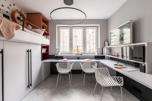 белоснежный